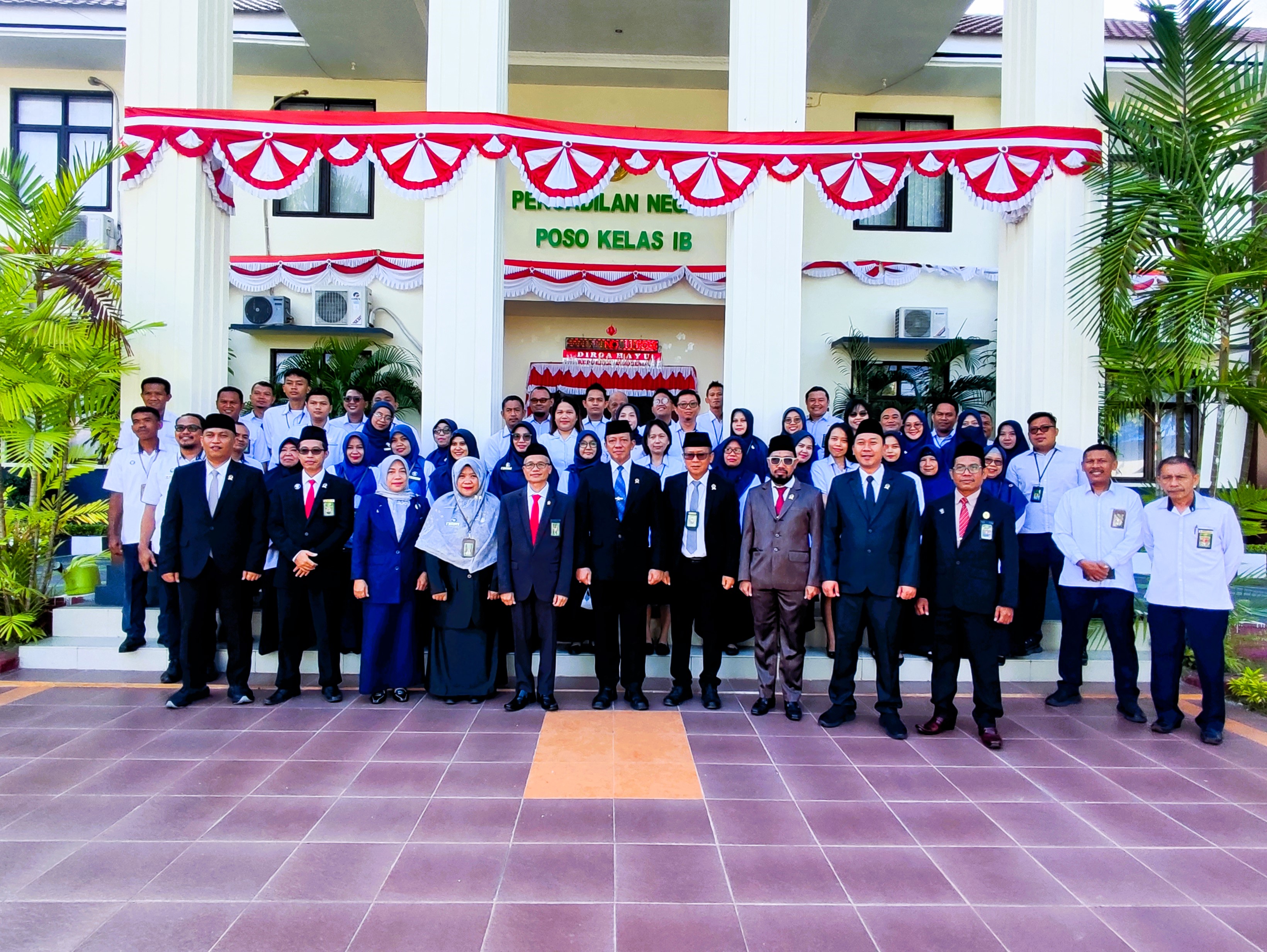 HUT MARI 6